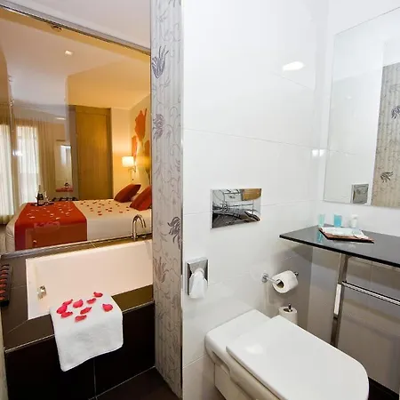 Ele Enara Boutique 4*